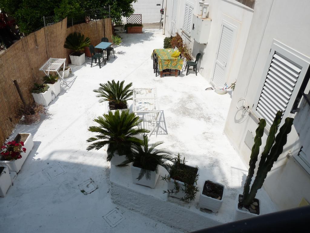 Agenzia Aprea Appartamenti Ponza Habitación foto