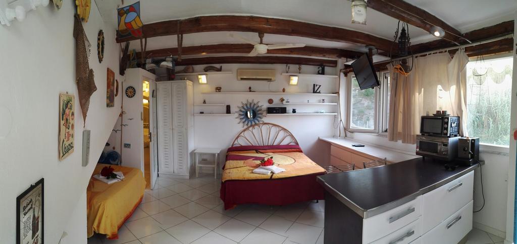Agenzia Aprea Appartamenti Ponza Exterior foto