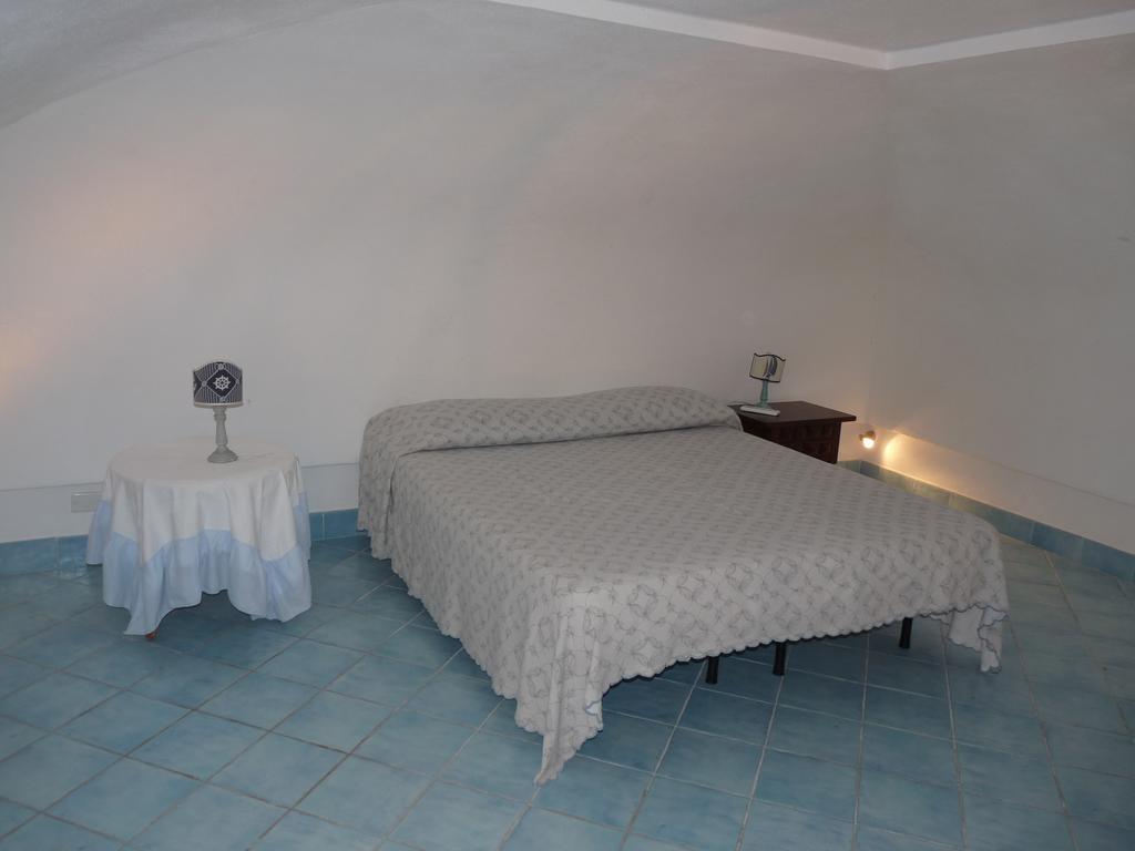 Agenzia Aprea Appartamenti Ponza Exterior foto